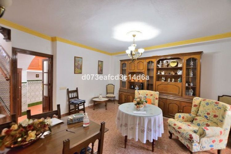 House | Resale in Ronda in Ronda, Serranía de Ronda, Costa del Sol - Photo 5