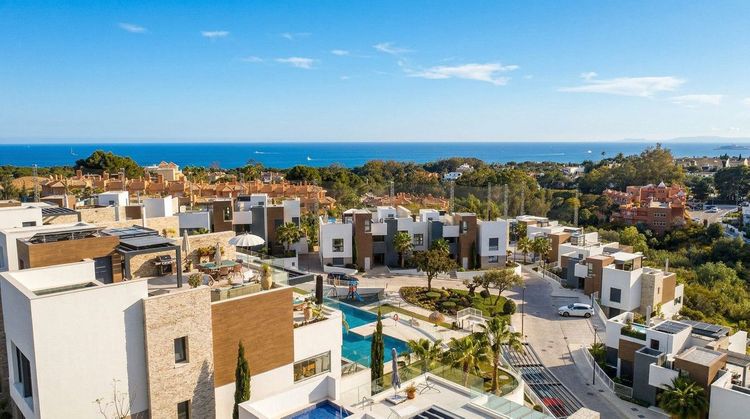 Penthouse | Resale in Cabopino in Cabopino, Costa del Sol - Photo 5