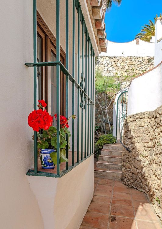 House | Resale in Mijas in Mijas Others, Costa del Sol - Photo 4