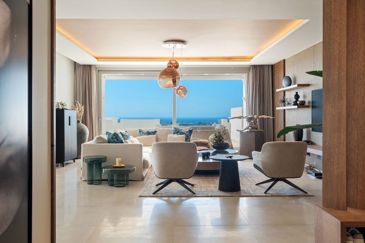 Penthouse | Resale in Las Brisas - Development photo 1