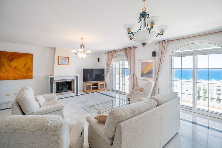 House | Resale in Benalmadena in Benalmadena Others, Benalmadena, Costa del Sol - Photo 4