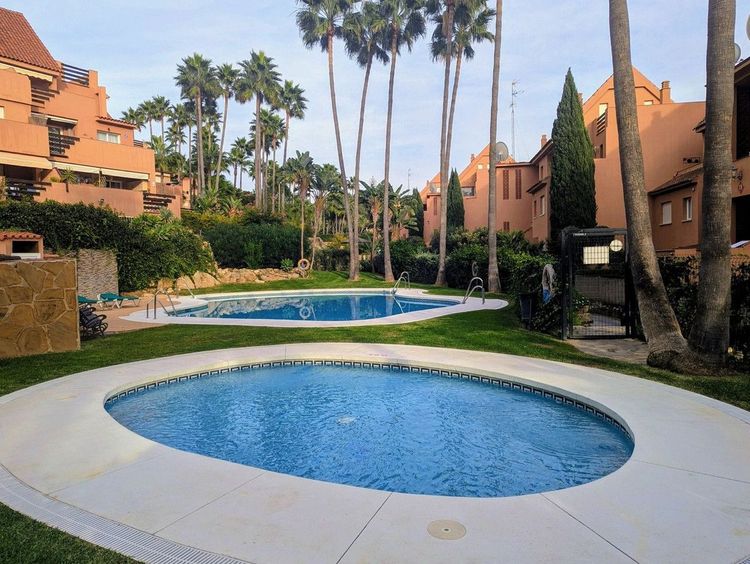 Penthouse | Resale in Casares - Development photo 1