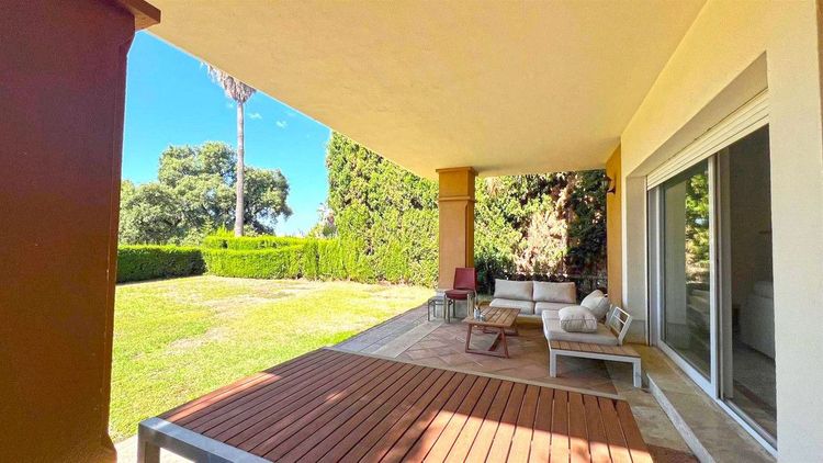 House | Resale in Marbella in Marbella Others, Costa del Sol - Photo 4