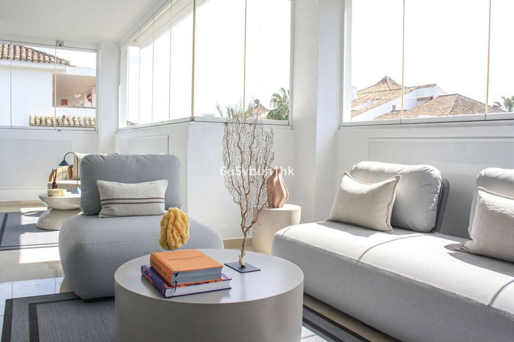 Apartment | Resale in Marbella - Development photo 1