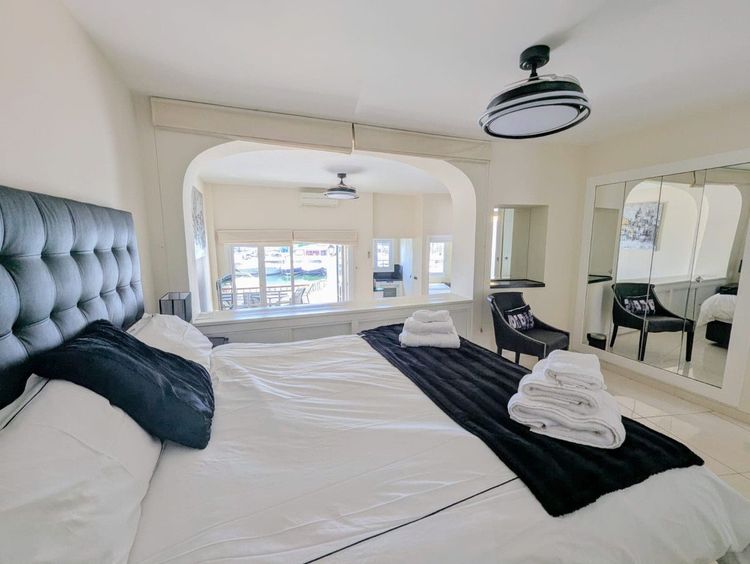 Penthouse | Resale in Puerto de Cabopino in Puerto de Cabopino, Artola - Cabopino, Costa del Sol - Photo 3