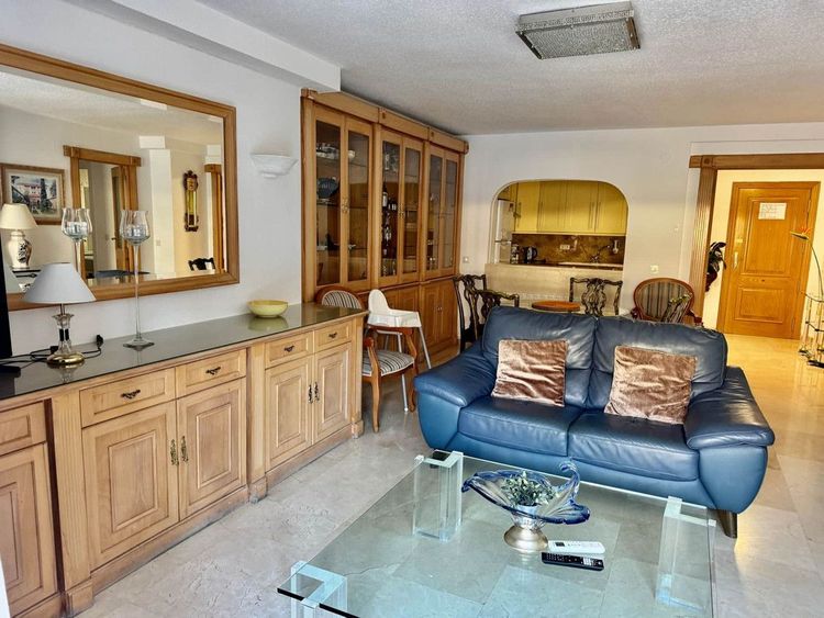 Apartment | Resale in Marbella in Marbella Others, Costa del Sol - Photo 4