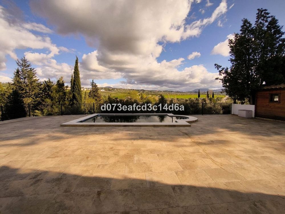 House | Resale in Arriate in Arriate, Costa del Sol - Main property photo