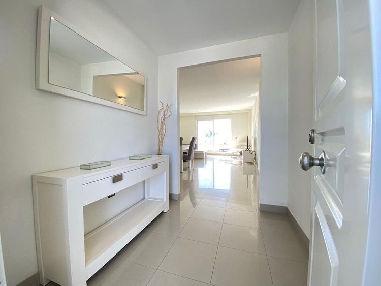 Penthouse | Resale in Estepona in Estepona, Costa del Sol - Photo 2