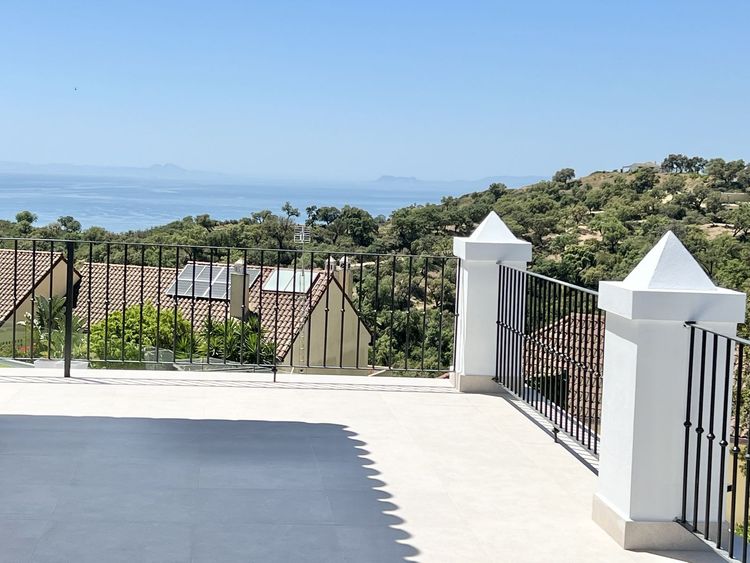 House | Resale in La Mairena - Development photo 1