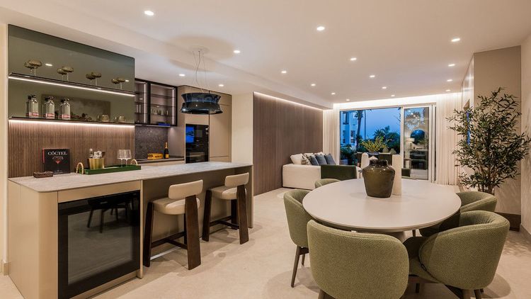 Apartment | Resale in Estepona in Estepona, Costa del Sol - Photo 5