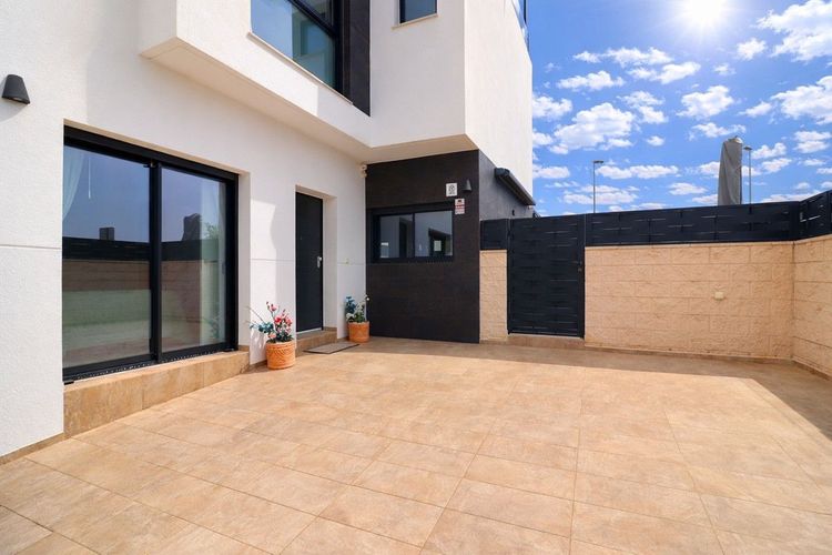 House | Resale in Benijofar in Benijofar, Costa Blanca - Photo 5