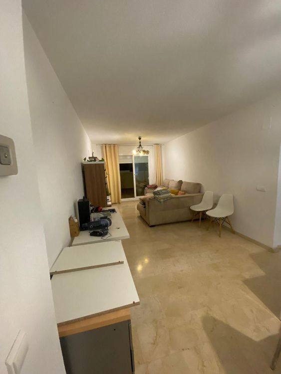 Apartment | Resale in Torrequebrada in Torrequebrada, Costa del Sol - Photo 4