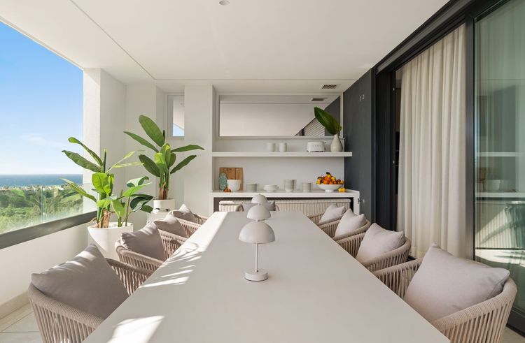 Apartment | Resale in Santa Clara in Santa Clara, Costa del Sol - Photo 2