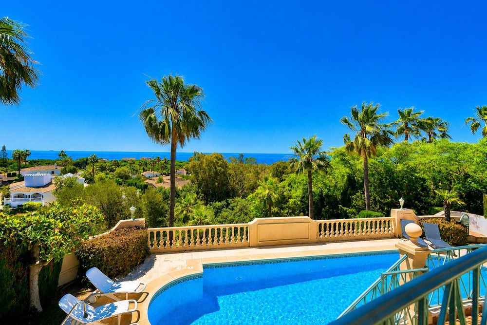 House | Resale in Hacienda Las Chapas in Hacienda Las Chapas, Costa del Sol - Main property photo