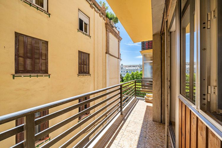 Apartment | Resale in Málaga Centro in Málaga Centro, Costa del Sol - Photo 3