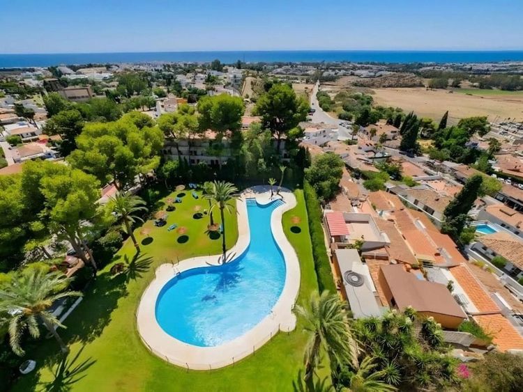 Apartment | Resale in Marbella in Marbella Others, Costa del Sol - Photo 3