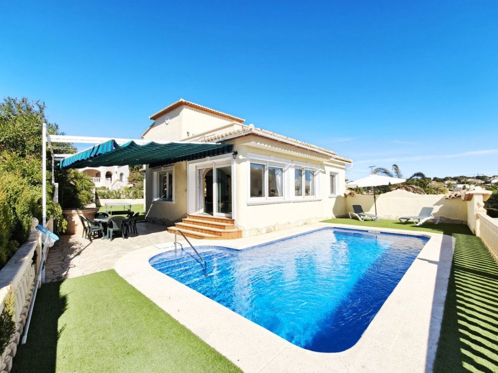 House | Resale in Calpe in Calpe, Costa Blanca - Main property photo