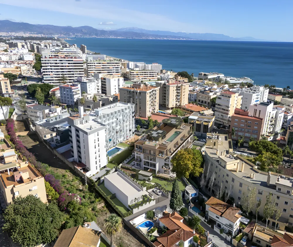 Ykines in El Bajondillo, Costa del Sol - Main property photo