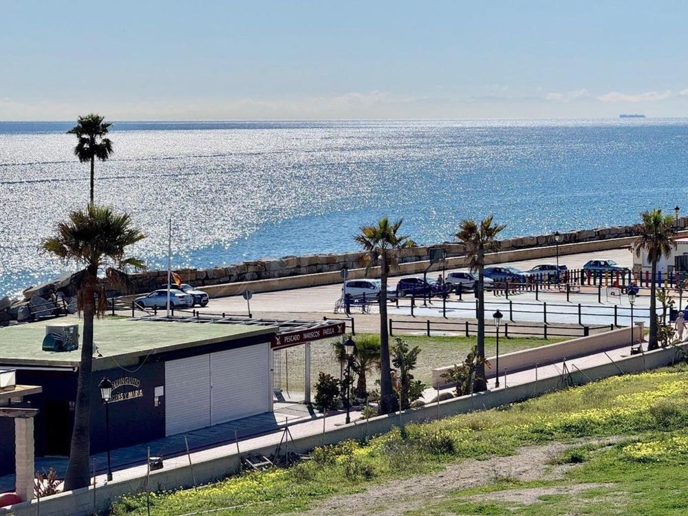 Apartment | Resale in La Duquesa in La Duquesa, Costa del Sol - Main property photo