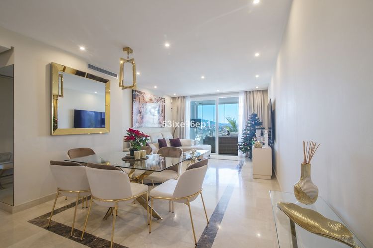 Apartment | Resale in Benahavís in Benahavís Others, Costa del Sol - Photo 4