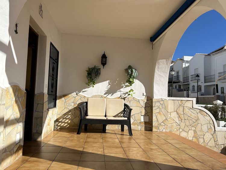 House | Resale in Nerja in Nerja, Costa del Sol - Photo 5