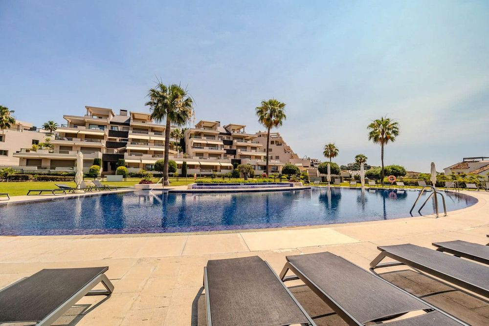 Apartment | Resale in Benahavís in Benahavís Others, Costa del Sol - Main property photo