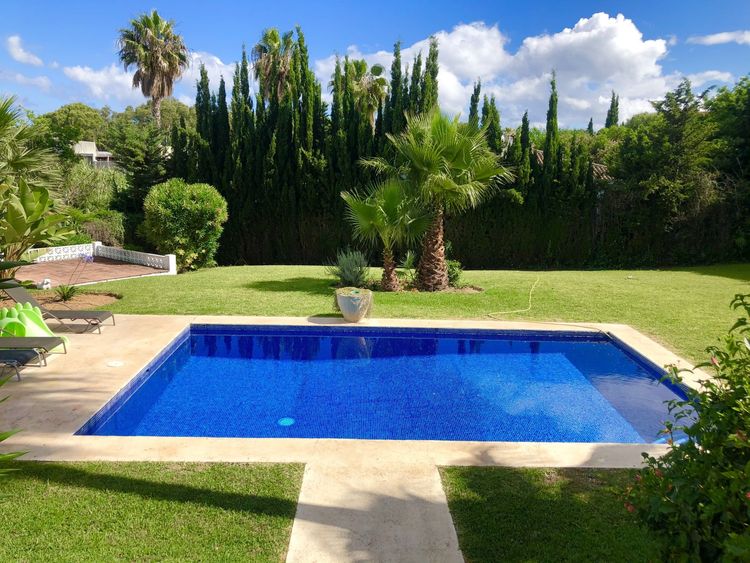 House | Resale in Atalaya in Atalaya, Costa del Sol - Photo 3