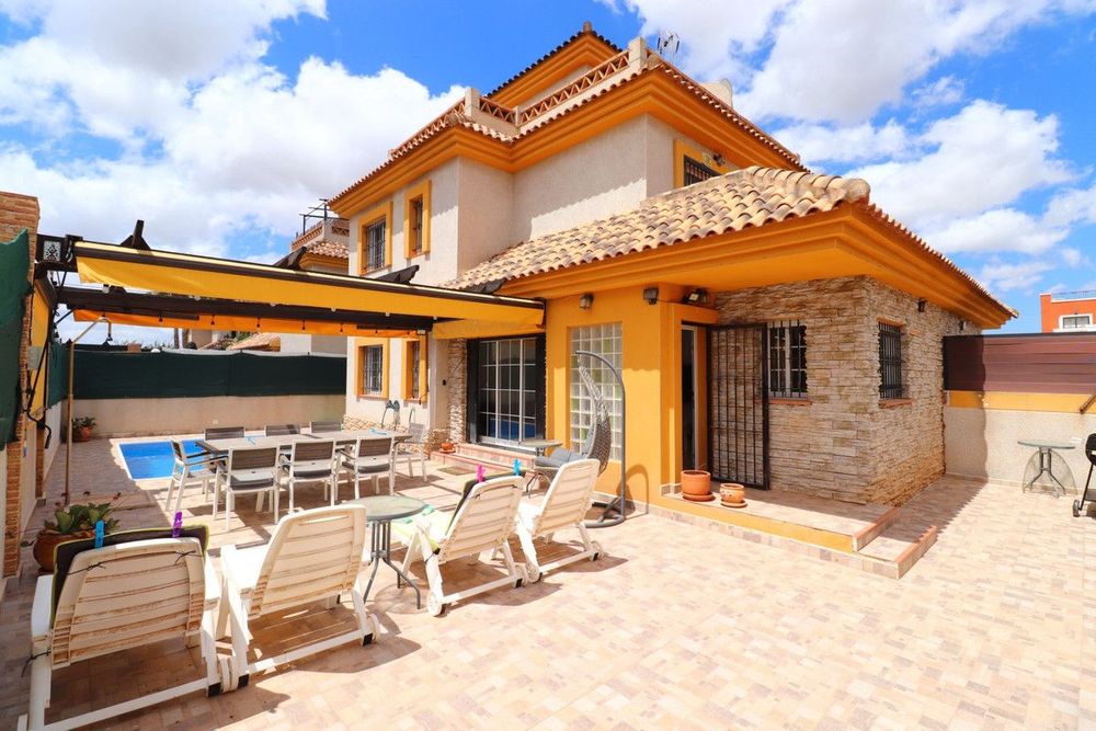 House | Resale in Los Montesinos in Los Montesinos, Costa Blanca - Main property photo