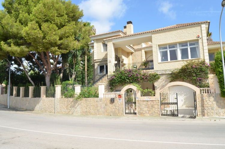 House | Resale in Dehesa de Campoamor in Dehesa de Campoamor, Costa Blanca - Photo 3