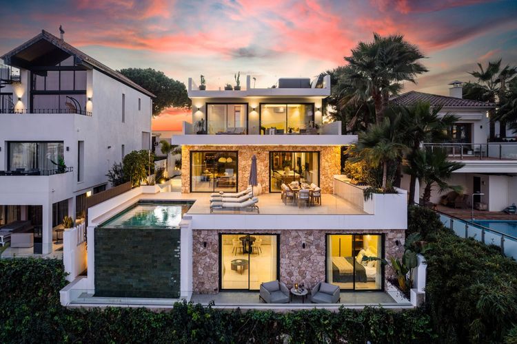 House | Resale in Nueva Andalucía - Development photo 1