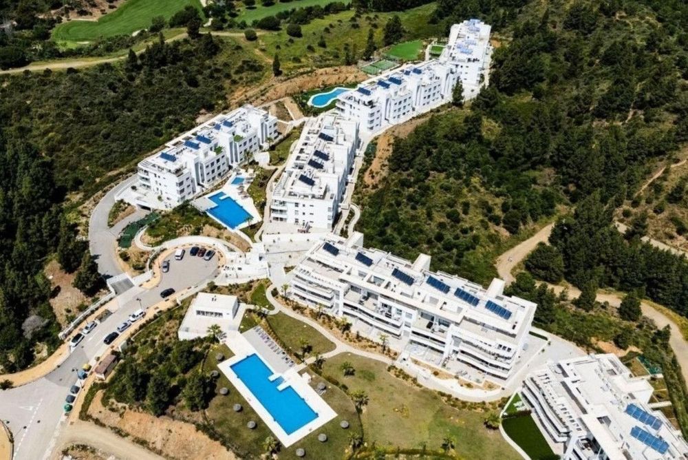 Apartment | Resale in El Faro in El Faro, Costa del Sol - Main property photo