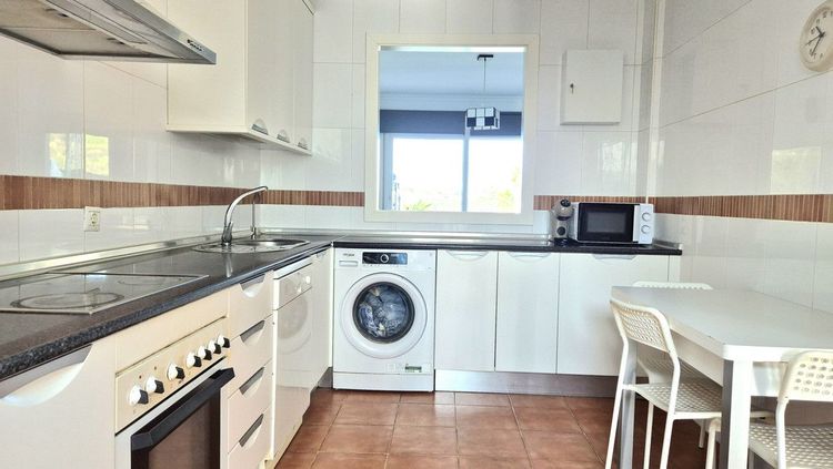 House | Resale in Alhaurin Golf in Alhaurin Golf, Costa del Sol - Photo 3