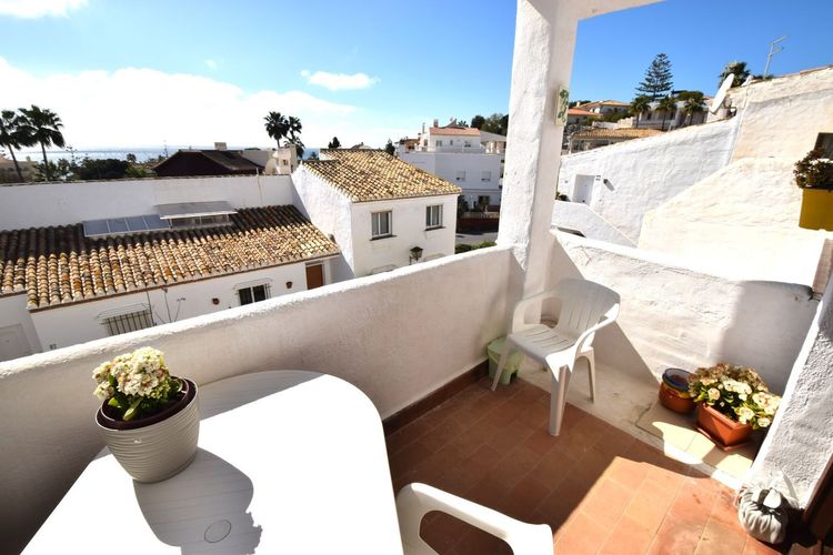 Apartment | Resale in La Cala de Mijas in La Cala de Mijas, Costa del Sol - Photo 3