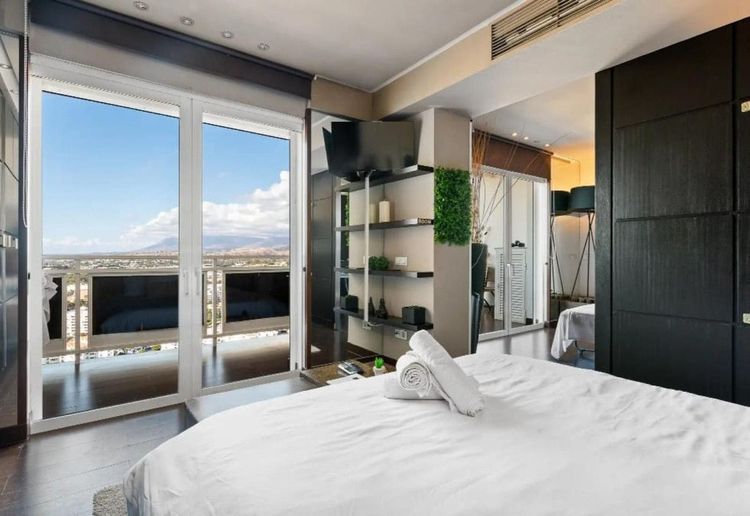 Apartment | Resale in Marbella in Marbella Others, Costa del Sol - Photo 4