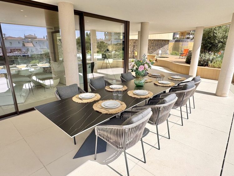 Apartment | Resale in Benalmadena Costa in Benalmadena Costa, Costa del Sol - Photo 5