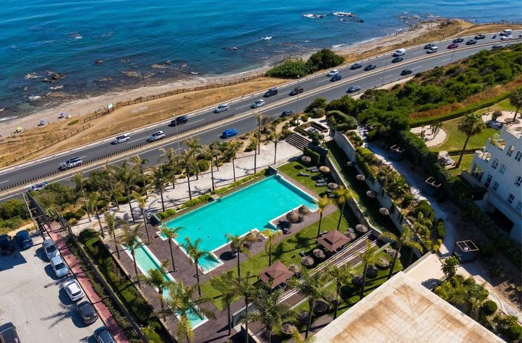 Apartment | Resale in Mijas Costa in Mijas Costa, Costa del Sol - Photo 2
