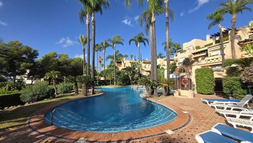 Apartment | Resale in The Golden Mile — The Golden Mile, Costa del Sol