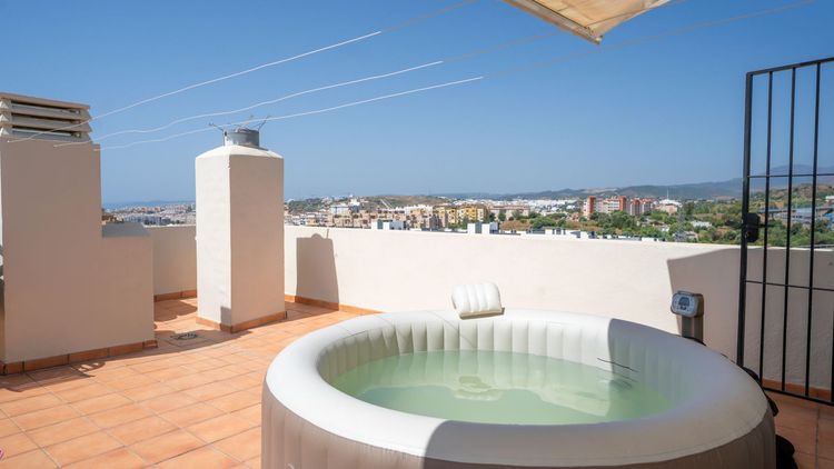 Penthouse | Resale in Estepona - Development photo 1