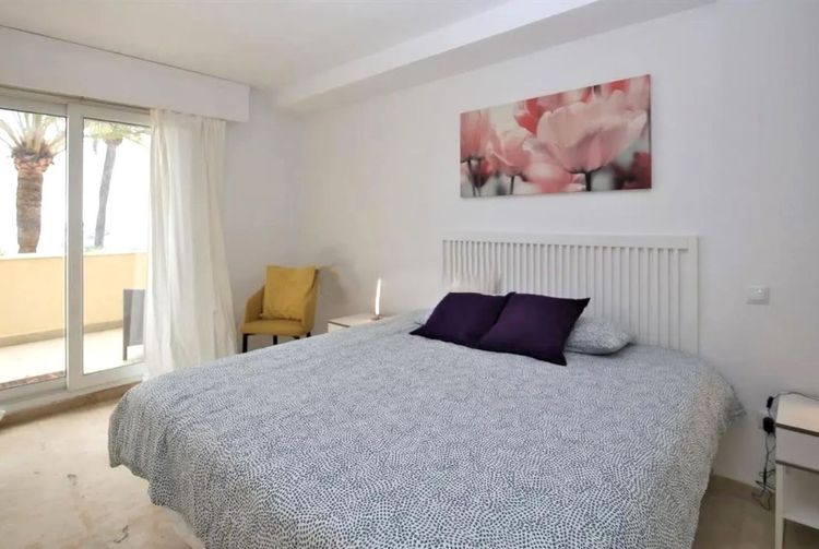 Apartment | Resale in Estepona in Estepona, Costa del Sol - Photo 4