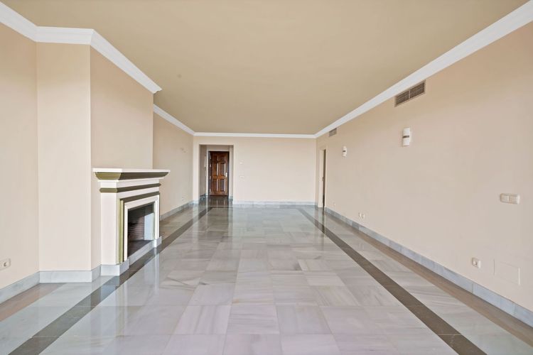 Apartment | Resale in La Quinta in La Quinta, Costa del Sol - Photo 5