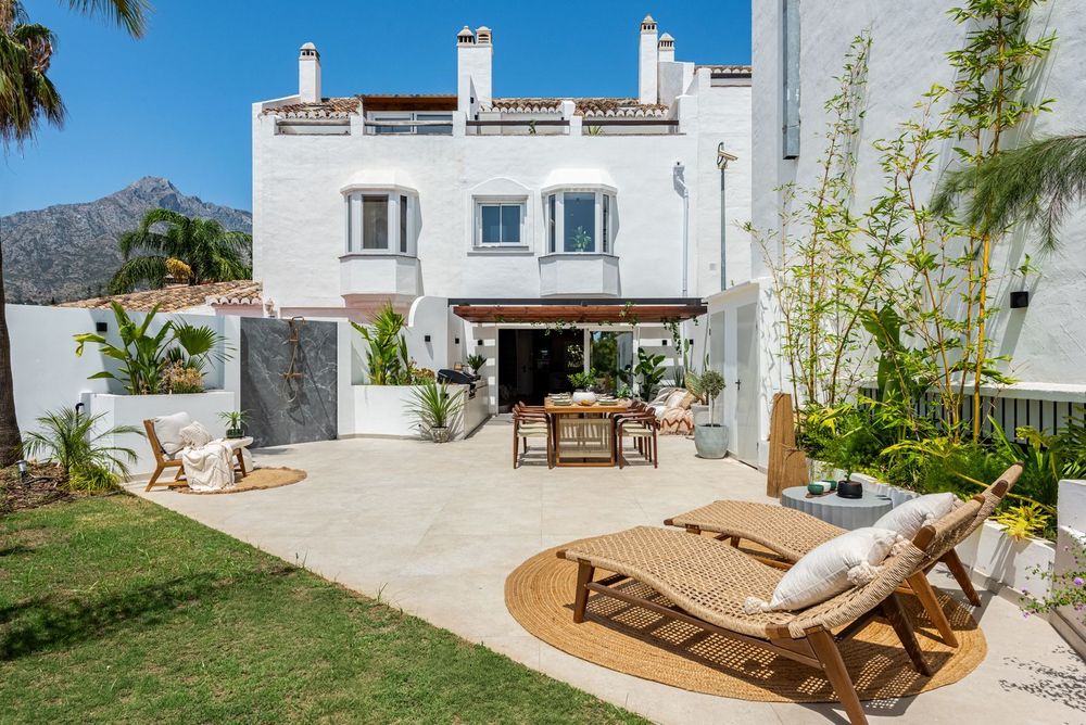 House | Resale in The Golden Mile in The Golden Mile, Costa del Sol - Main property photo