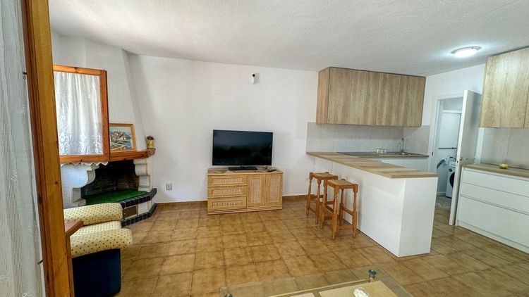 House | Resale in Playa Flamenca in Playa Flamenca, Orihuela Costa, Costa Blanca - Photo 5