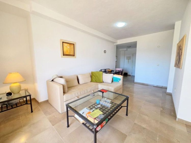 Penthouse in La Duquesa in La Duquesa, Manilva, Costa del Sol - Photo 2
