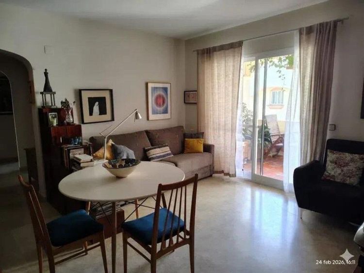 Apartment | Resale in Estepona in Estepona, Costa del Sol - Photo 4