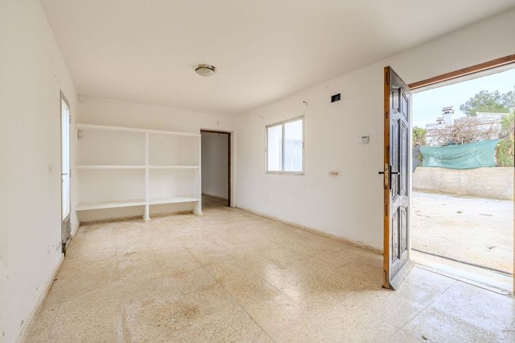 House | Resale in Javea in Javea, Costa Blanca - Photo 3