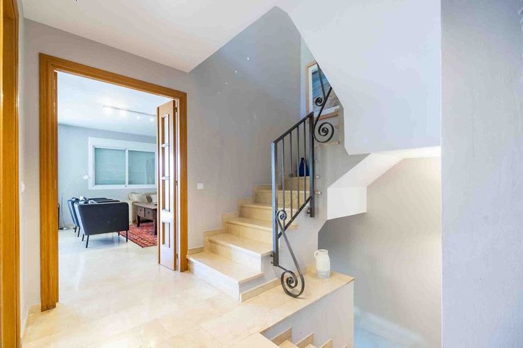 House | Resale in Mijas in Mijas Others, Costa del Sol - Photo 4