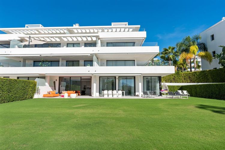 Apartment | Resale in Estepona - Development photo 1