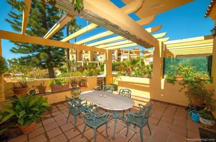 House | Resale in Estepona - Development photo 1