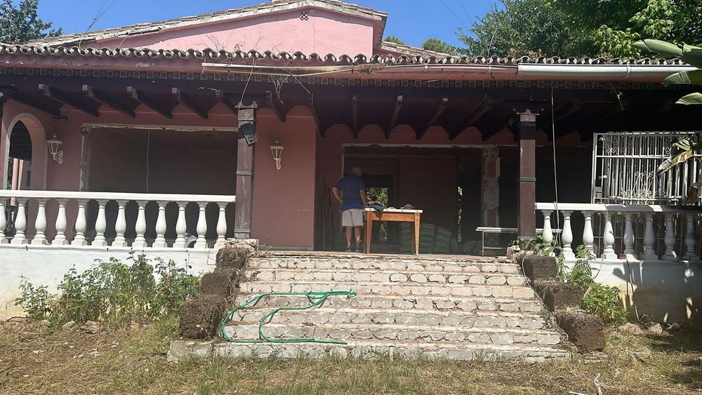 House | Resale in Nueva Andalucía in Nueva Andalucía Others, Costa del Sol - Main property photo