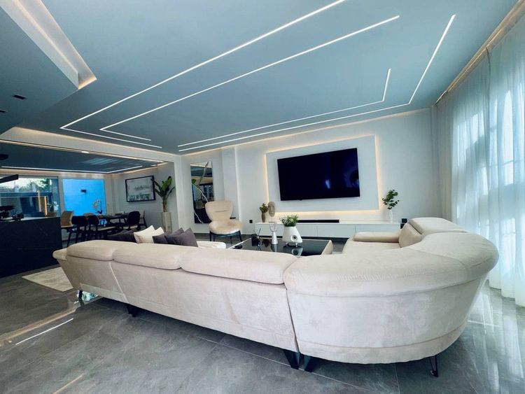 House | Resale in Marbella - Development photo 1